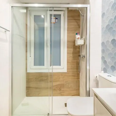 El Toison De Oro 11 Garaje Gratis * 毕尔巴鄂